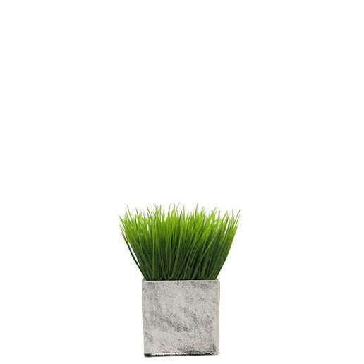 Faux Grass in Pot 17cm.
