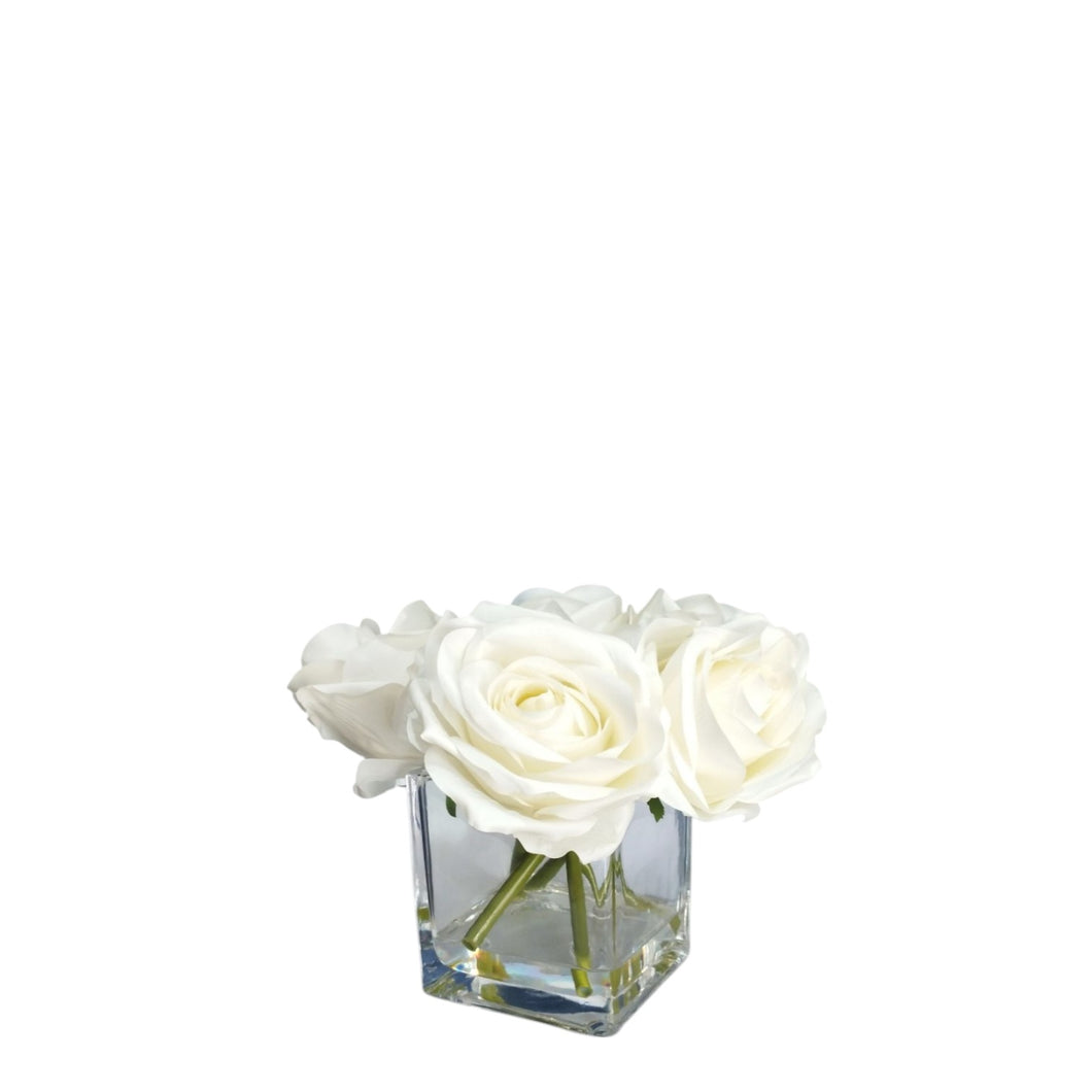 GRF00519 Rose Arrangement