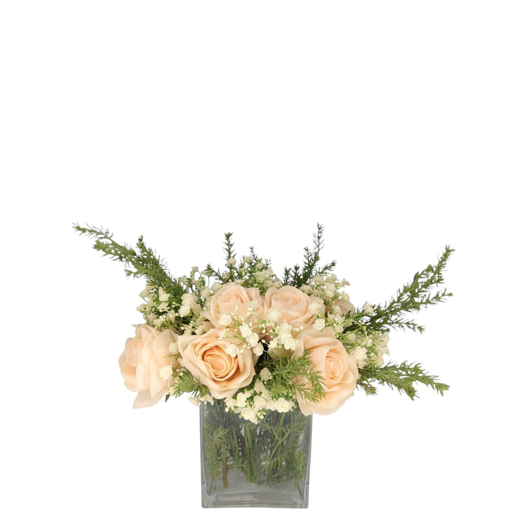 NDFA148 Rose & Gypsophilia Mix Arrangement