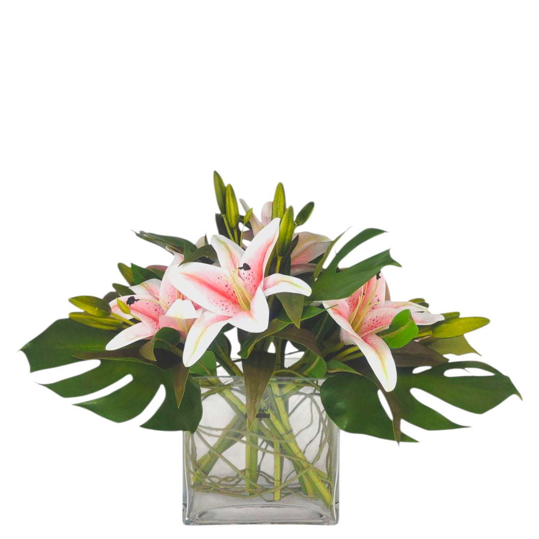 NDFA153 Tiger Lily Arrangement